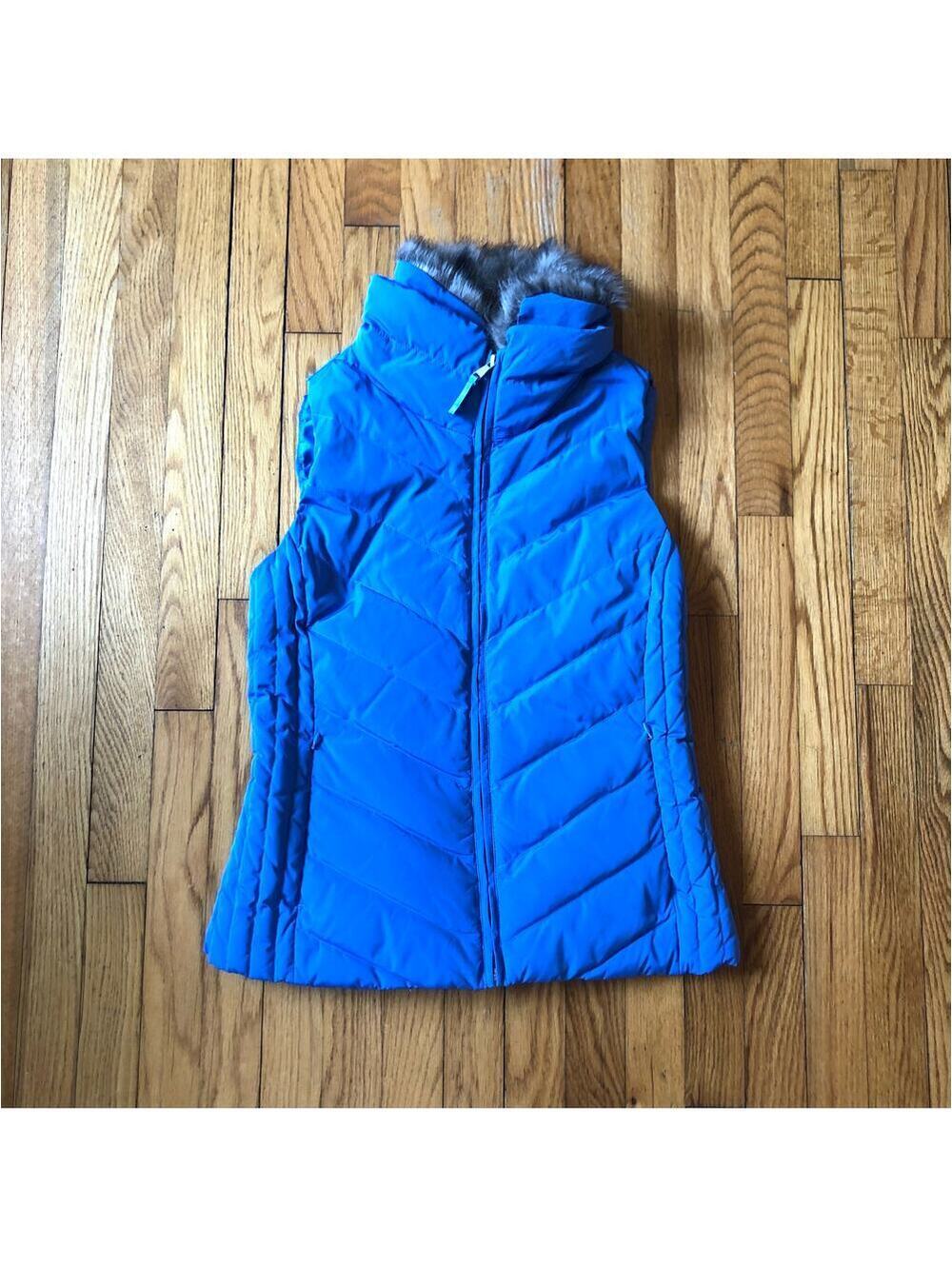 Talbots NWOT Women's Sleeveless Faux Fur Puffer Vest Bright Blue Size S